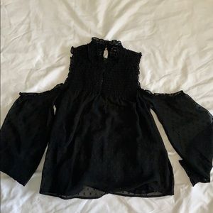 Women’s open shoulder shirt